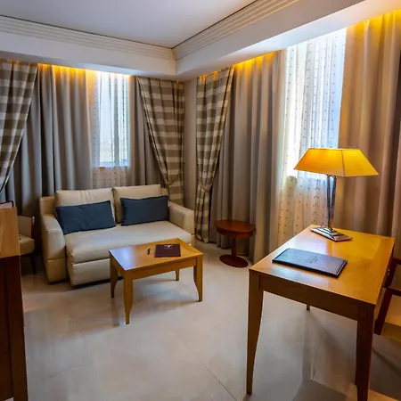 Hotel Papillo & Rome
