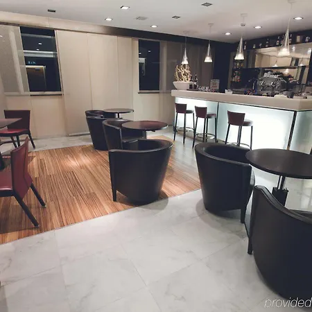 Hotel Papillo &