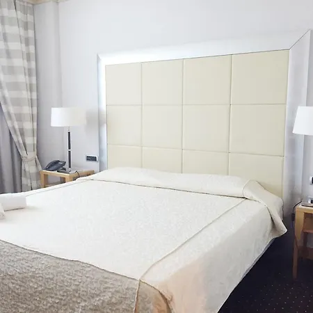 Hotel Papillo &
