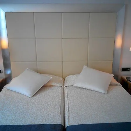 Hotel Papillo &