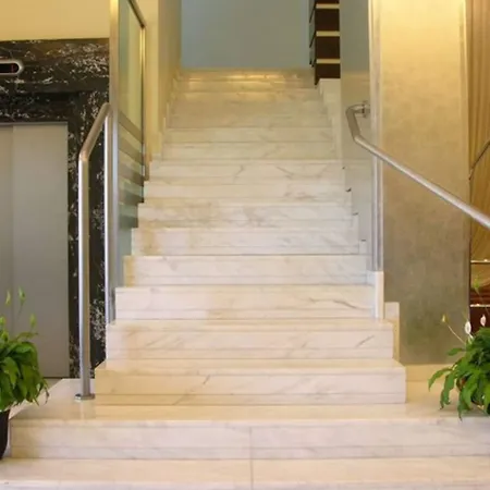 Hotel Papillo & 4*