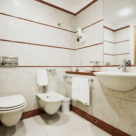 Papillo & Hotel 4*