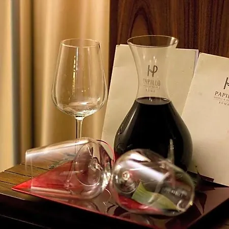 Papillo & 4* Rome